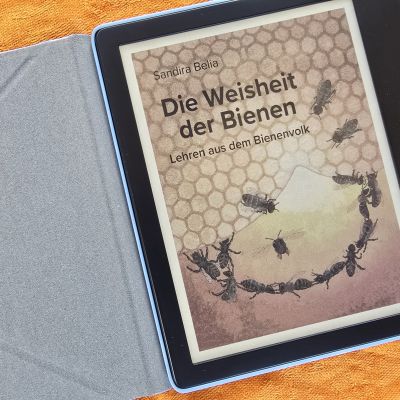 Bee Wisdom book now available as German eBook!