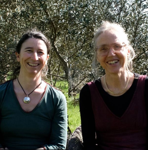 Annelieke & Sandira – Communauté de Tamera, Alentejo – Portugal