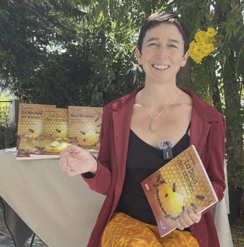 Le Livre | La Déva des Abeilles